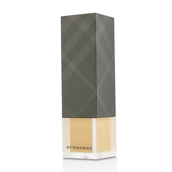 Burberry Cashmere Flawless Soft Matte Foundation Warm 